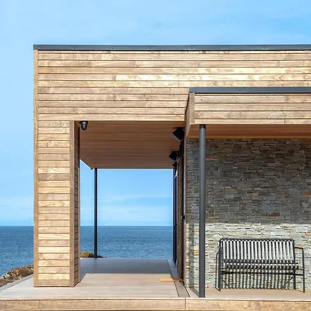 Nordic House Lofoten Villa