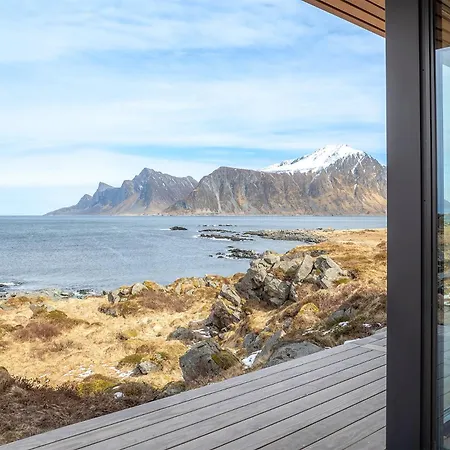Nordic House Lofoten Villa