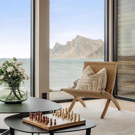 Nordic House Lofoten Villa *