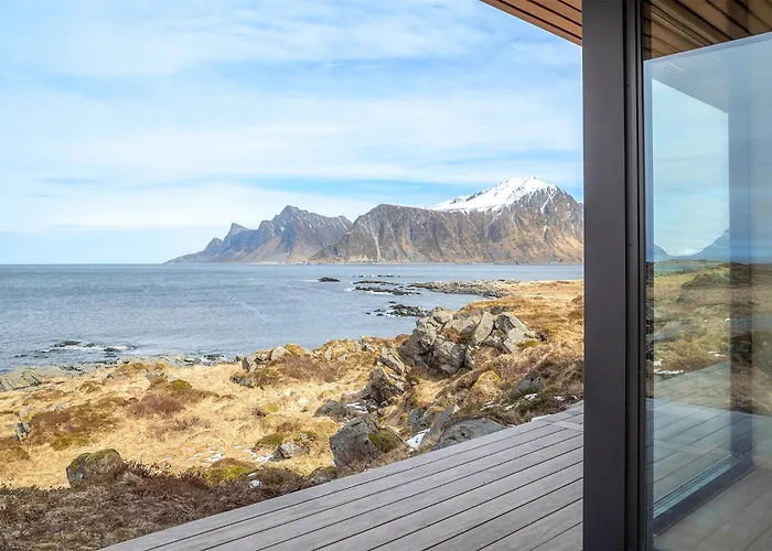 Nordic House Lofoten Villa